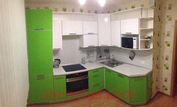 Кухня с фасадами Пластик 410 / 460
