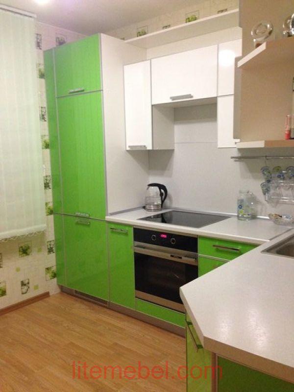 Кухня с фасадами Пластик 410 / 460