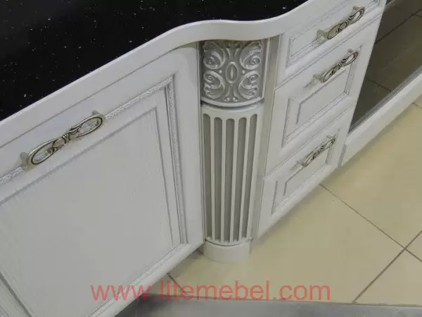 Кухня с фасадом Массив Ясеня, Проект № 4490